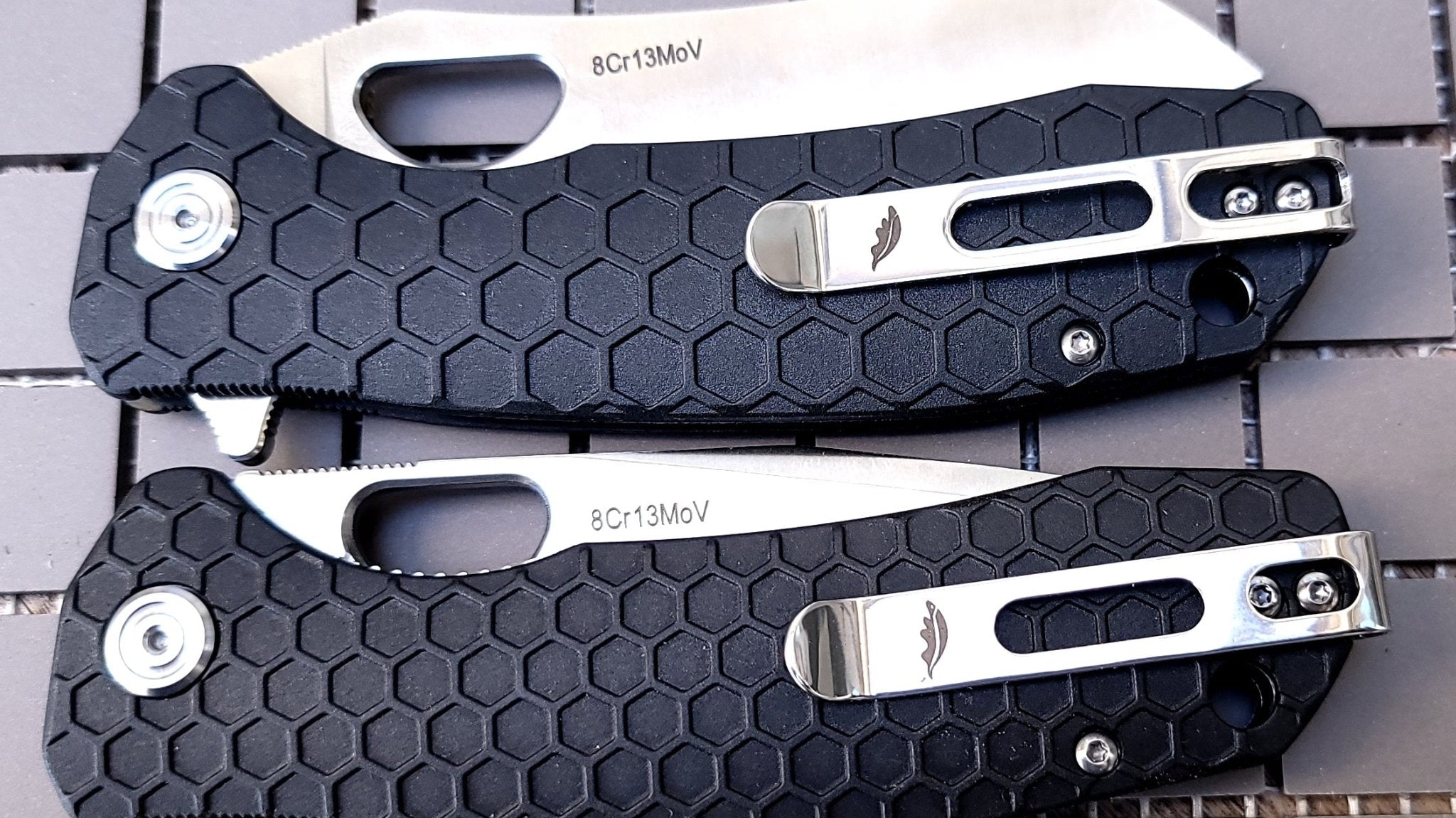 Pocket Knife with Clip - Honey Badger Knives