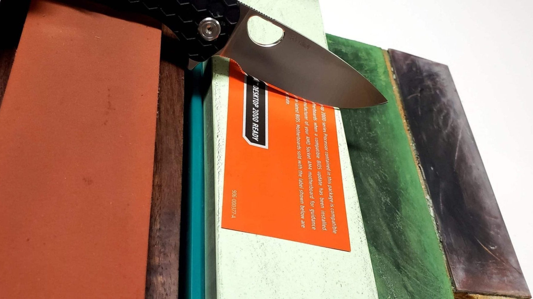 What You Should Use to Sharpen Your Knives? - Honey Badger Knives