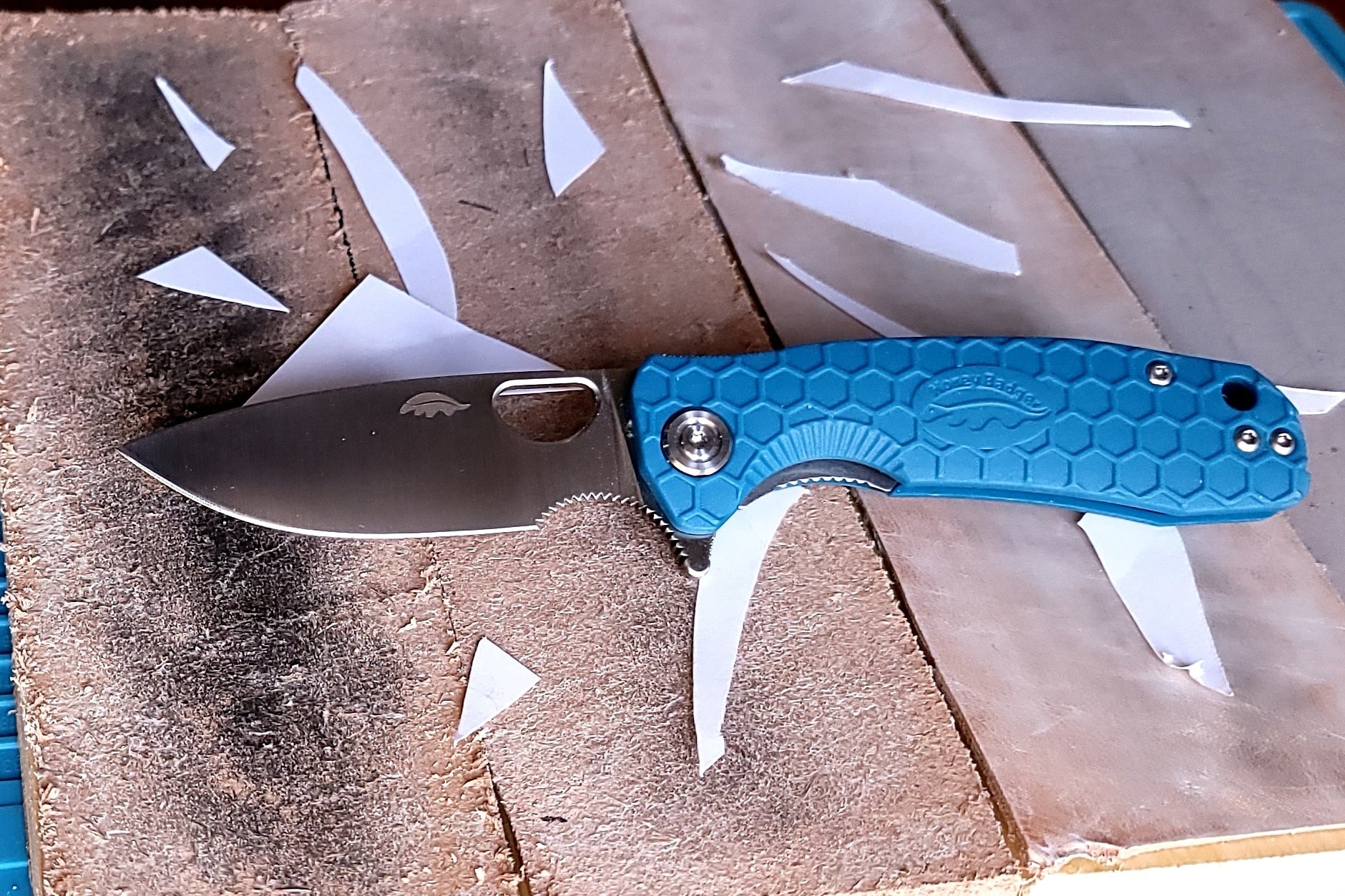 Diamond Polishing Paste - 4 steps to bring the edge back - Honey Badger Knives