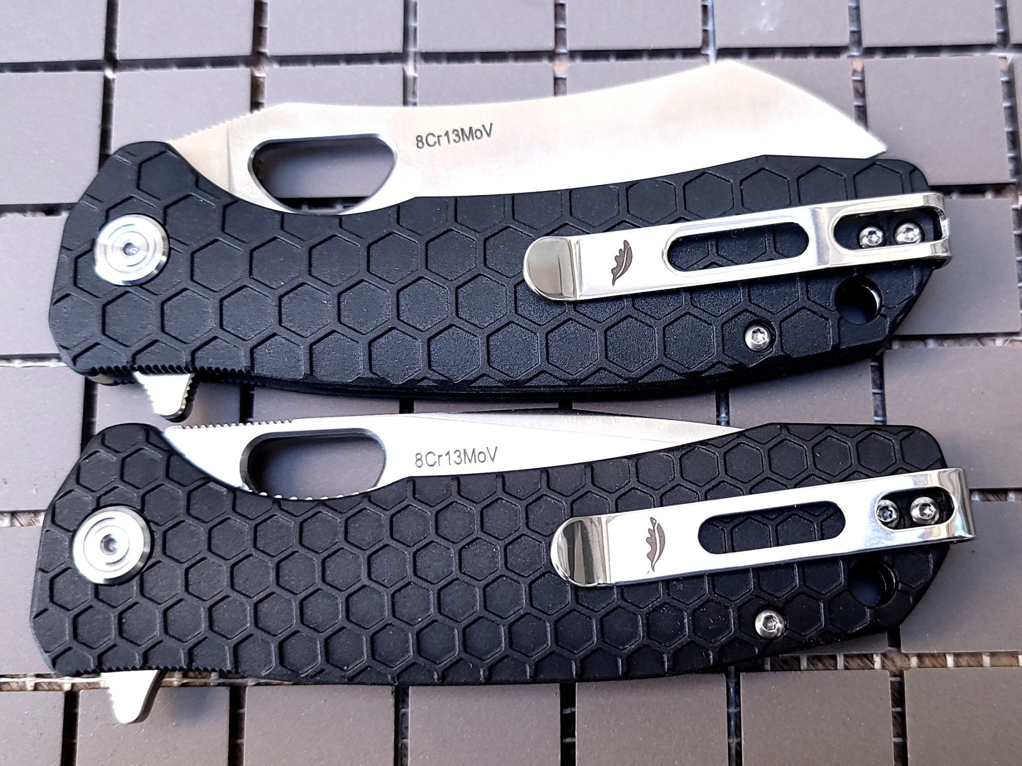 Pocket Knife with Clip - Honey Badger Knives