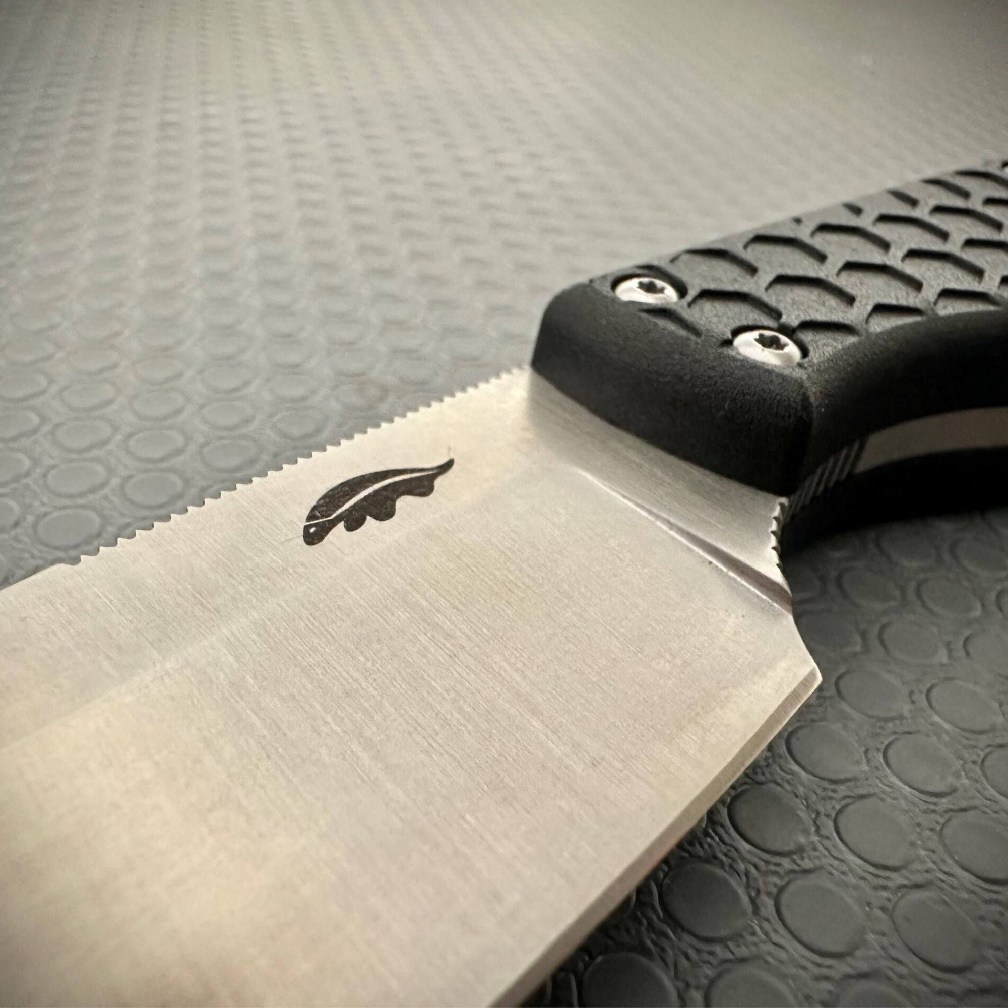 Outfitter Fixed Blade Knife with Kydex Sheath – Honey Badger Knives