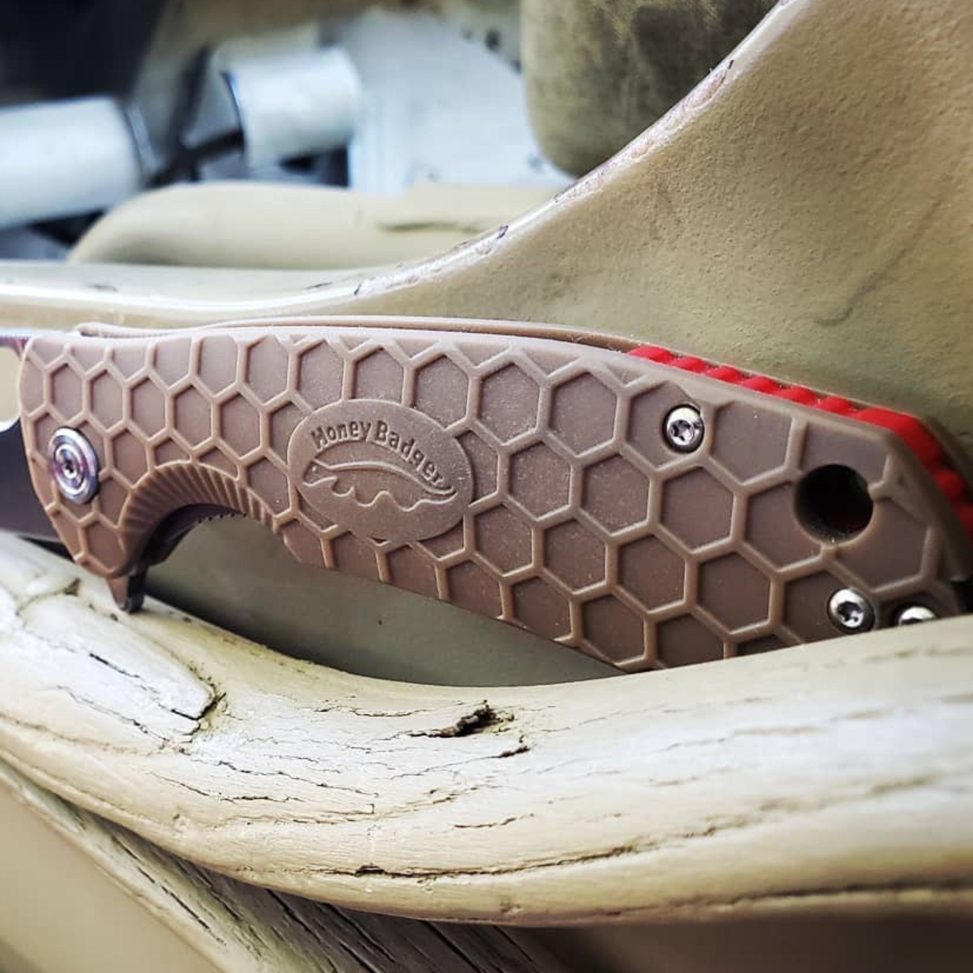 Backspacer Replacement for all Liner Lock Knives – Honey Badger Knives