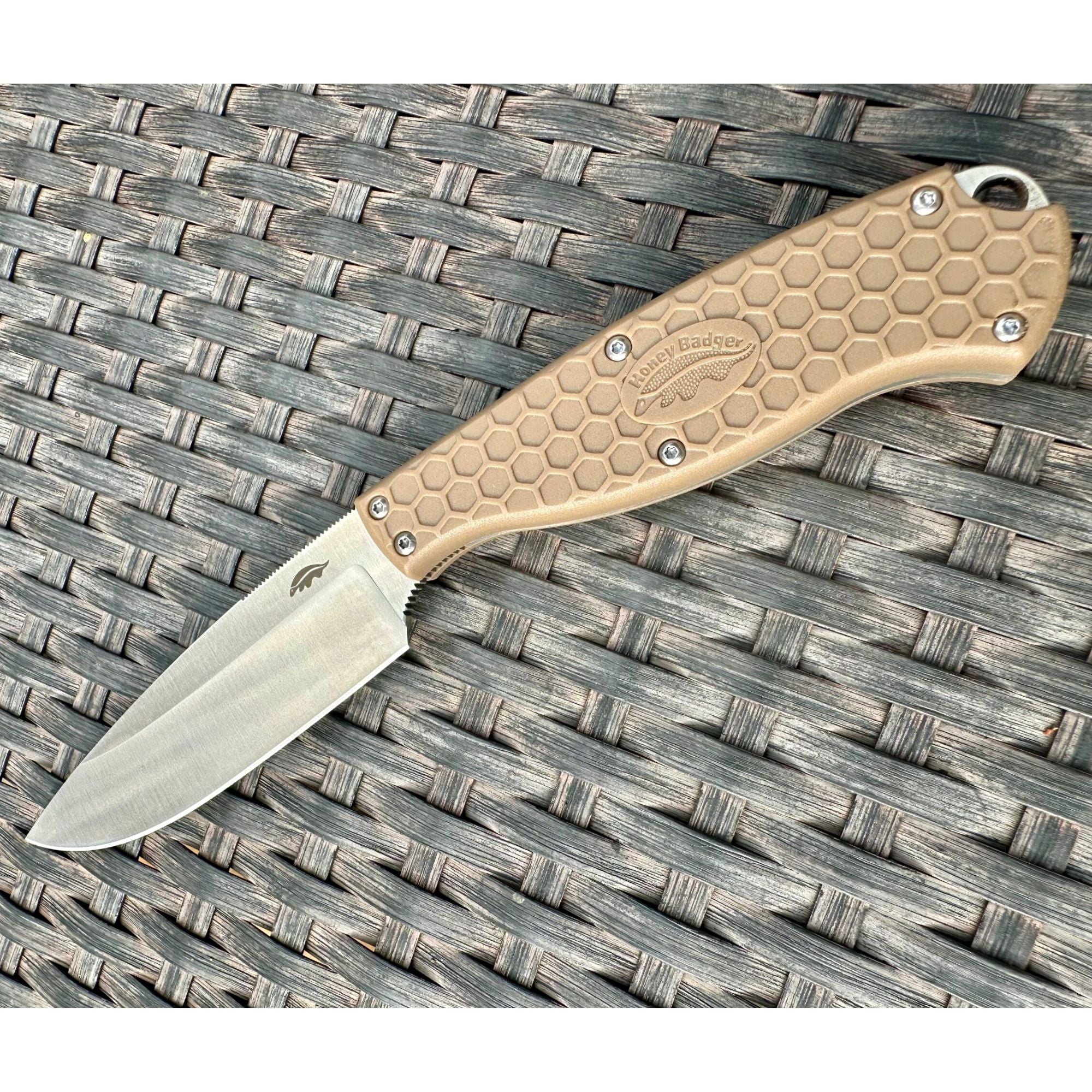 Outfitter Fixed Blade Knife with Kydex Sheath - Dealer - Honey Badger Knives - HB5305