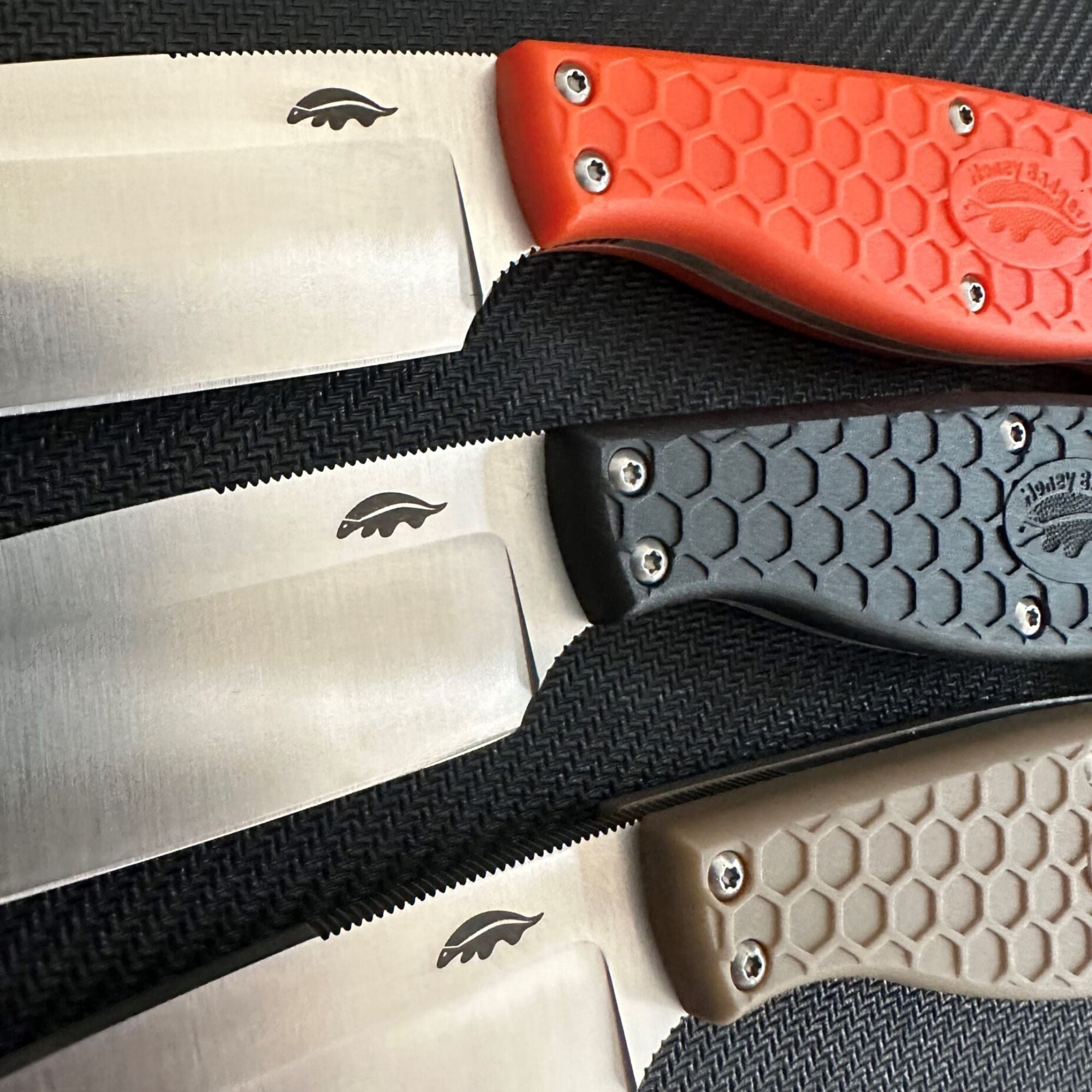 Outfitter Fixed Blade, Nylon & Kydex Sheath - Bundle - Honey Badger Knives - K - HB5303 - KY